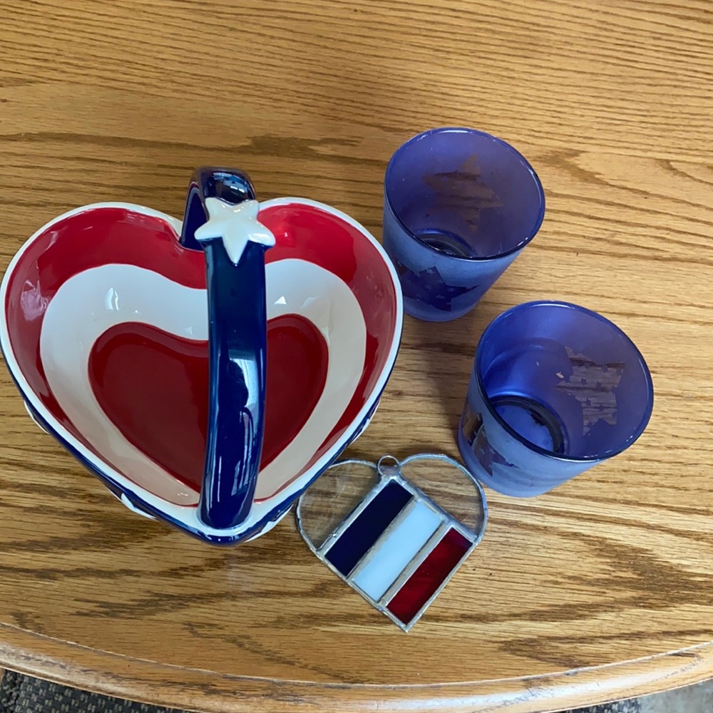 Patriotic items votives, candy dish, & heart.